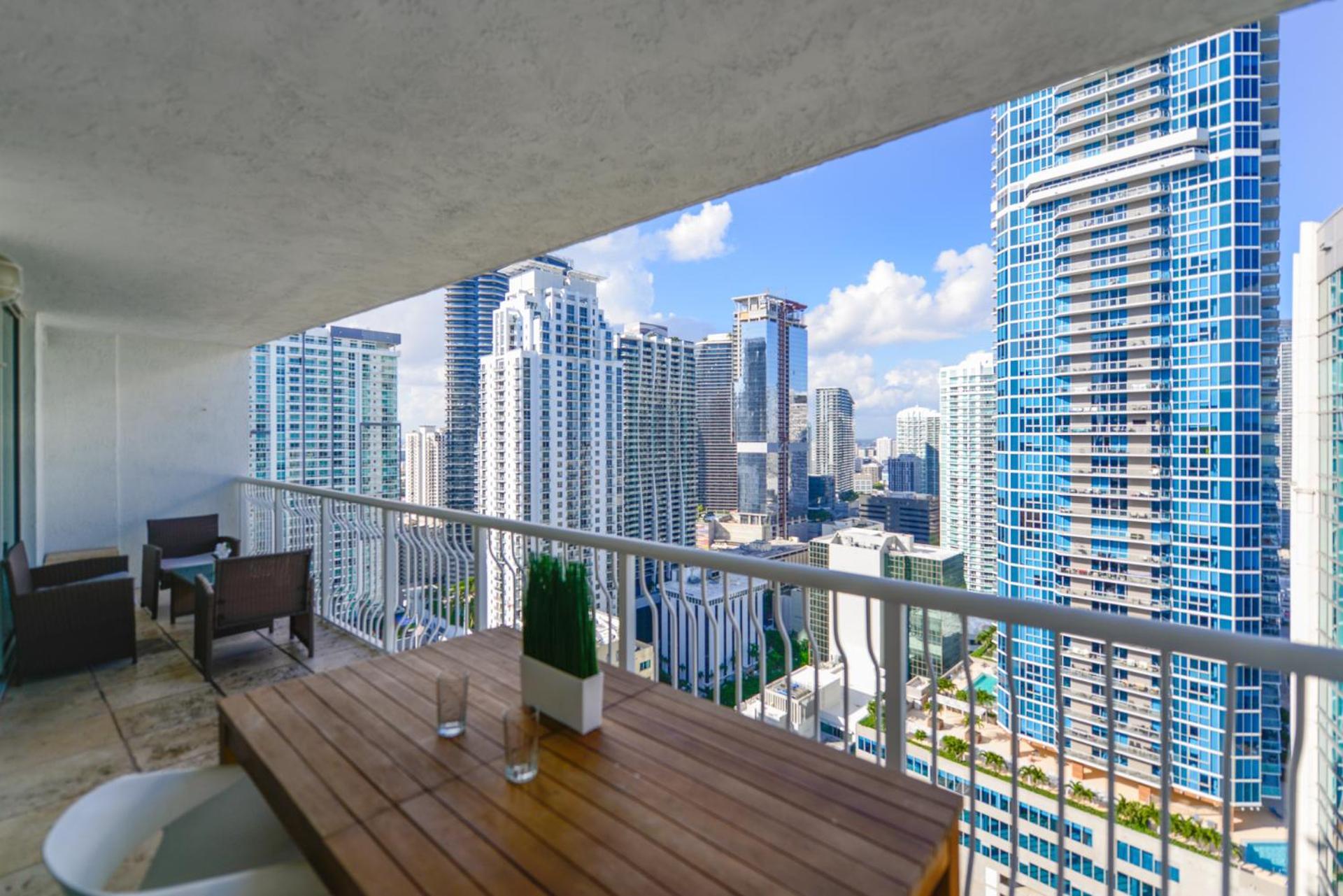 Centric Modern 40Thfloor Brickell Condo Free Parking By Palermo Home ميامي المظهر الخارجي الصورة
