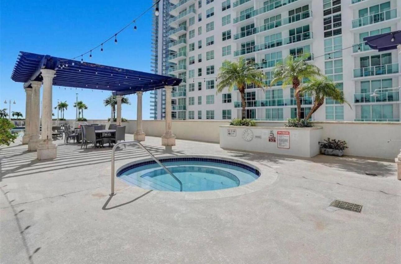Centric Modern 40Thfloor Brickell Condo Free Parking By Palermo Home ميامي المظهر الخارجي الصورة